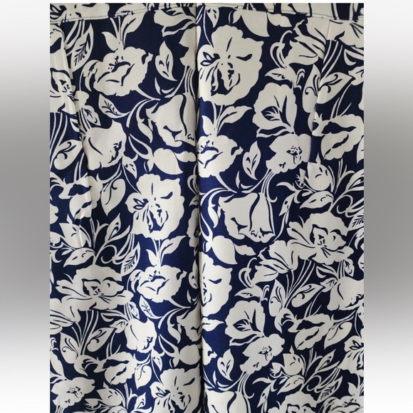 NWOT Lands’ End Navy White Floral Shift Dress Petite 6P Keyhole Stretch Pockets - Picture 9 of 13